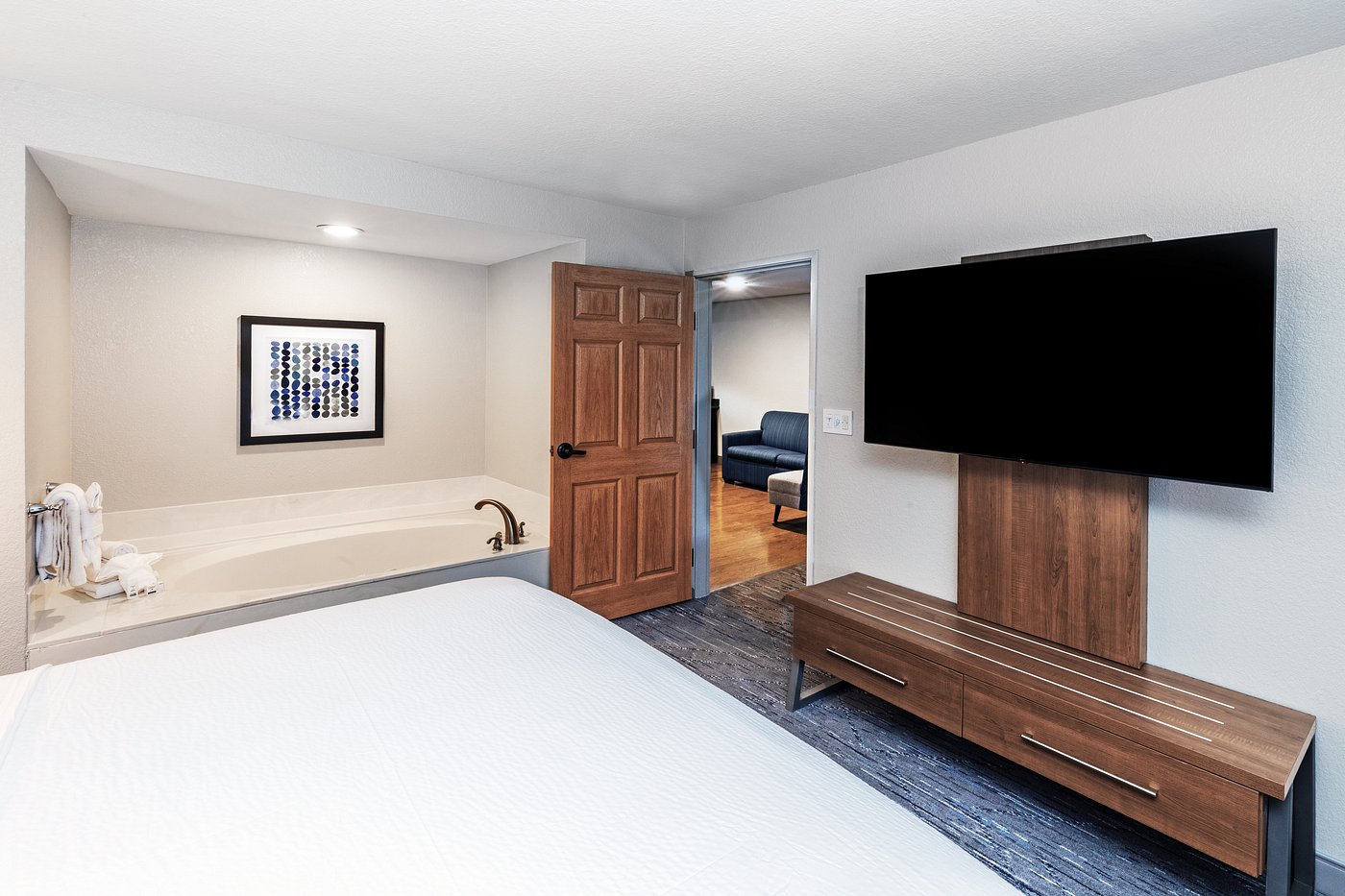 Holiday Inn Express & Suites Tulsa S Broken Arrow Hwy 51