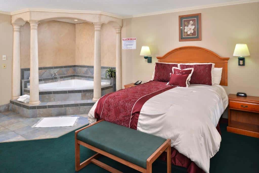 Americas Best Value Inn Lubbock E has Jacuzzi suites