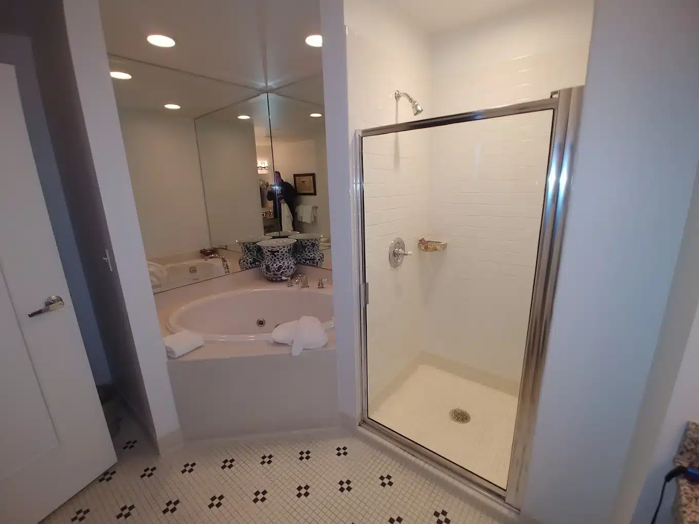 Village Suites Bay Harbor has private jacuzzi