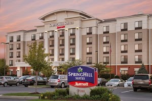 Hagerstown Hotels with Jacuzzi in Room