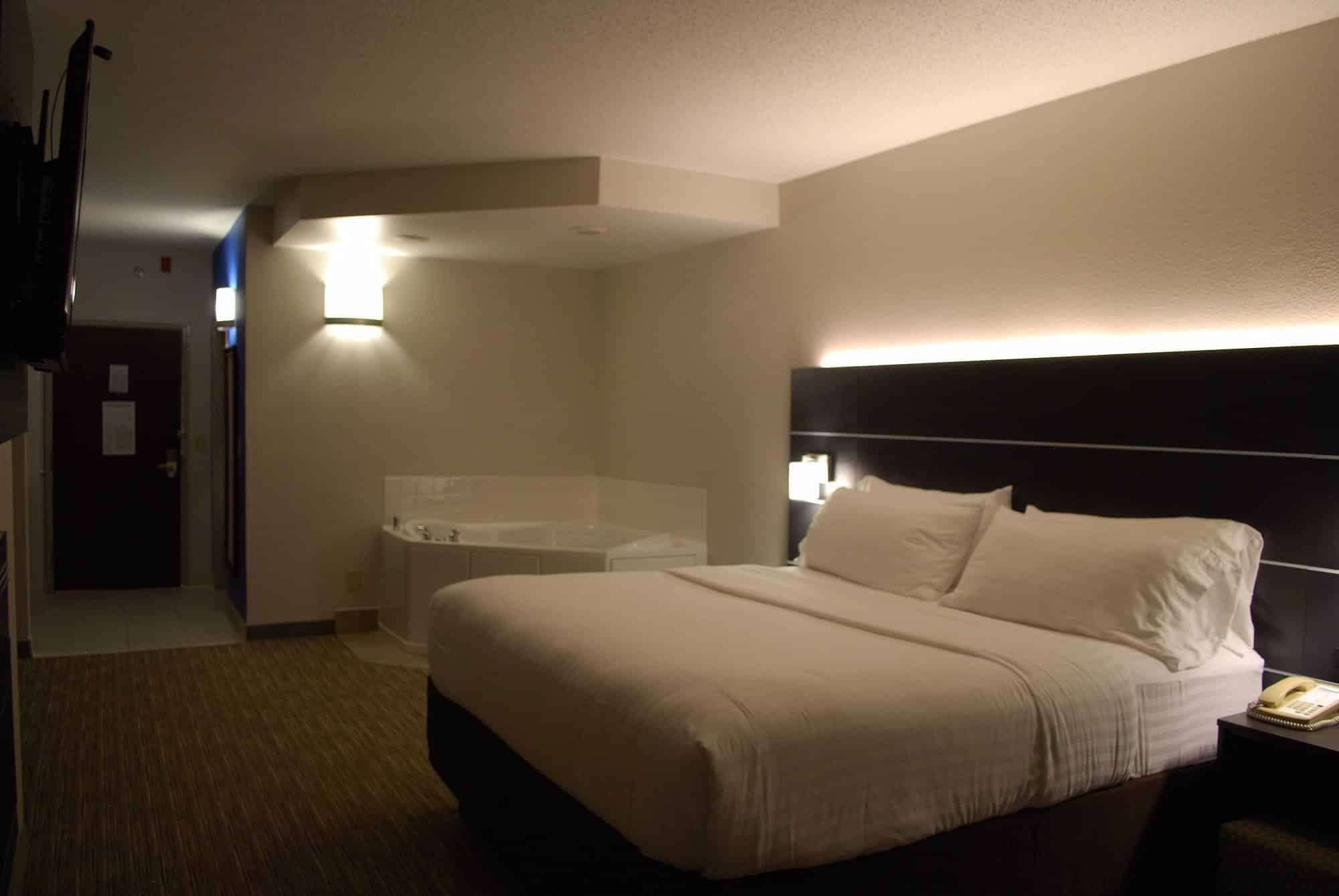 Holiday Inn Express & Suites Kingsport-Meadowview I-26