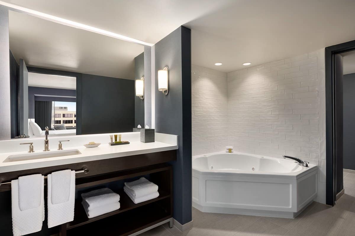 Hotel Champlain Burlington