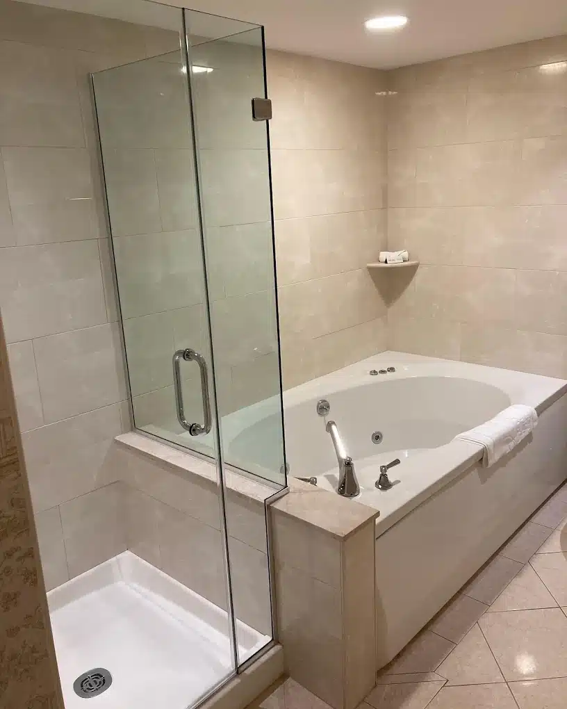 Saybrook Point Resort & Marina has jacuzzi suites