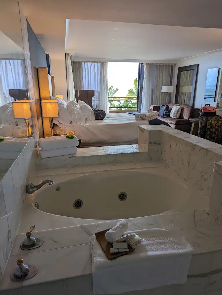 The Cliffs Hotel and Spa has Jacuzzi suites
