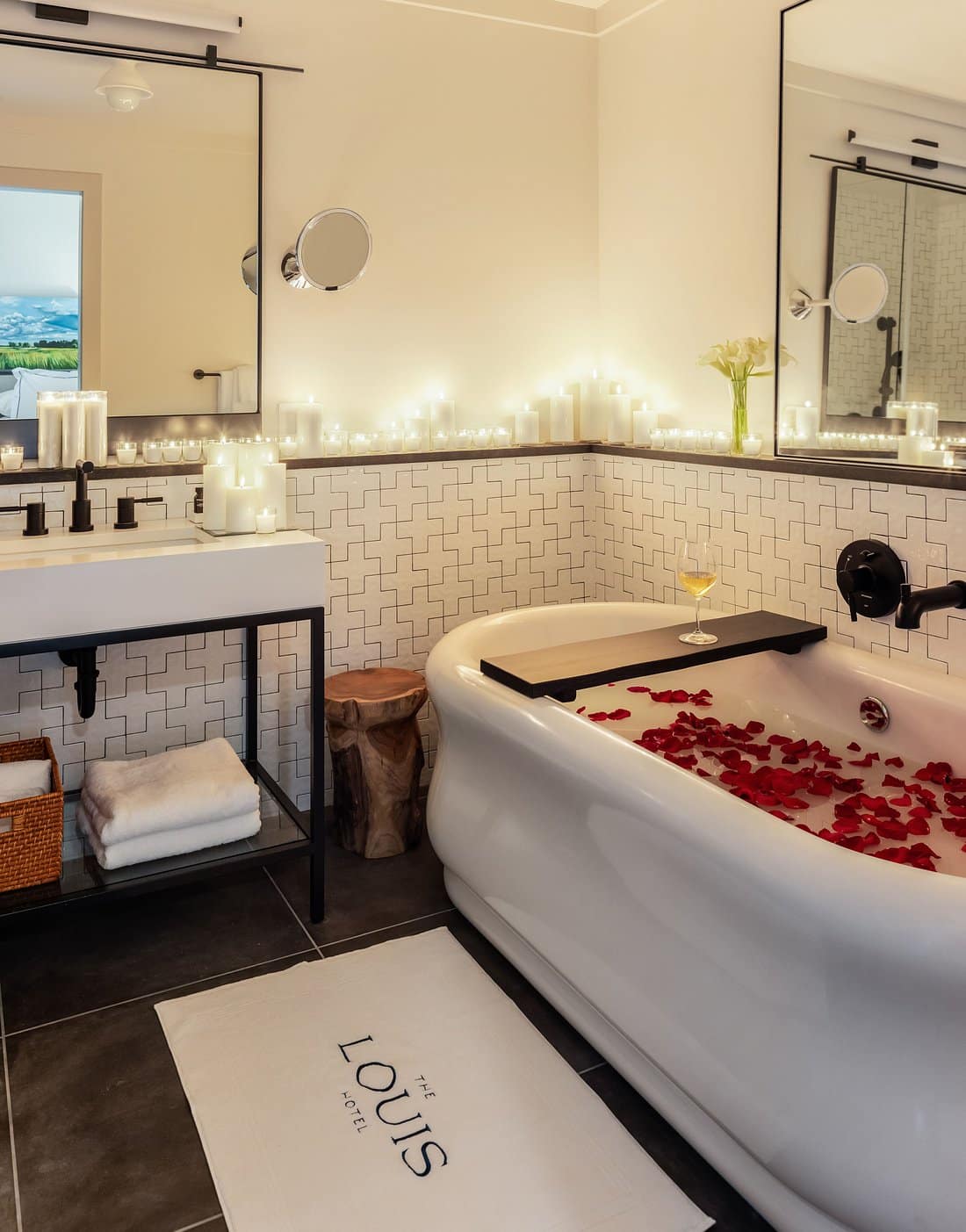 The Louis Hotel has suites with private spa tub