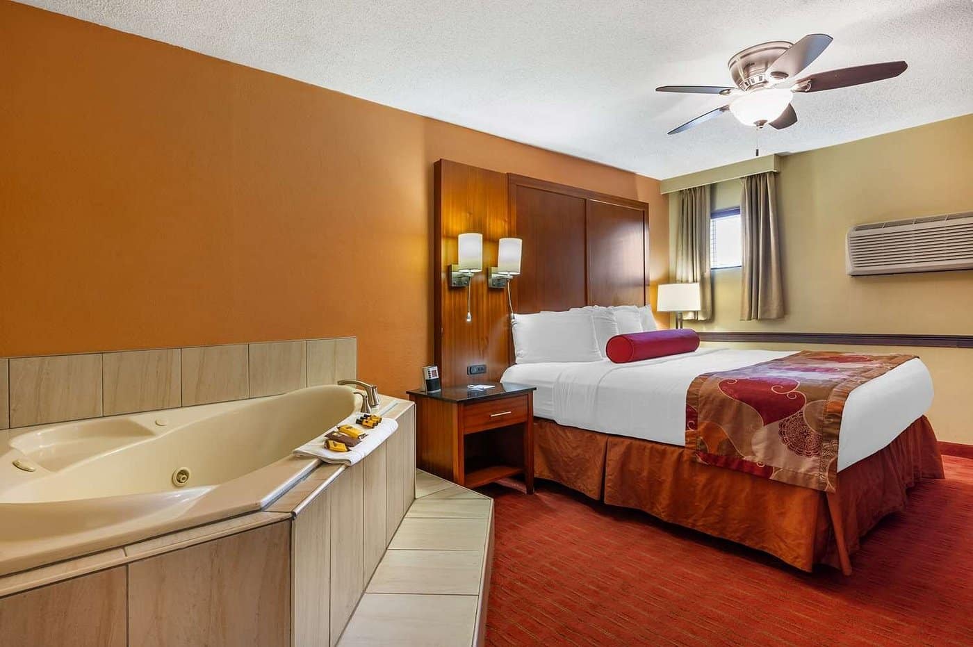 Best Western Plus Georgetown Corporate Center Hotel has jacuzzi suites