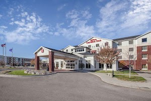 North Dakota Hotels with Jacuzzi in Room