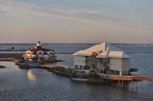 Maryland Hotels with Jacuzzi in Room