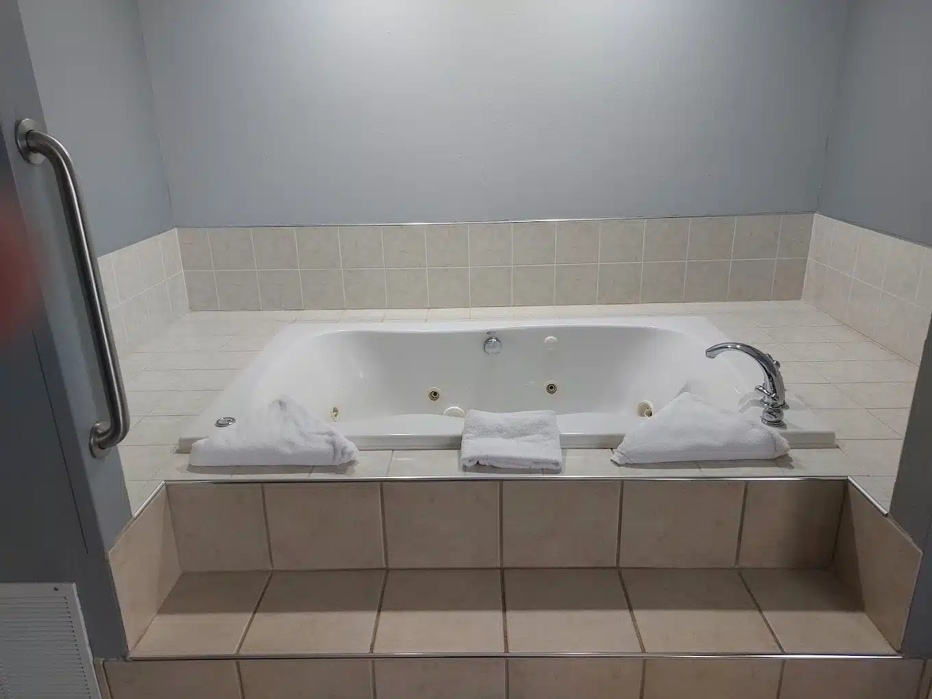 Hampton Inn Cincinnati Airport-North – Hebron