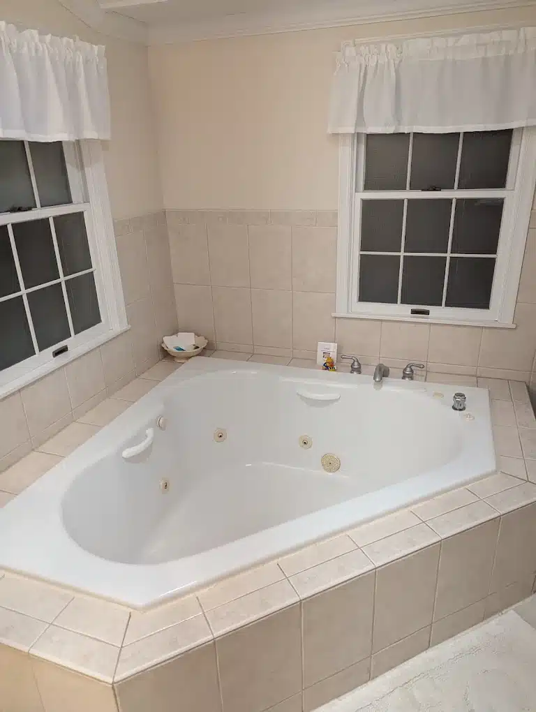 Inn at the Park Cape May has jacuzzi suites