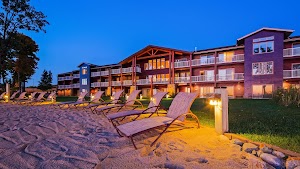 Best Western Premier The Lodge on Lake Detroit place picture