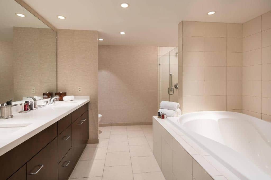 Chicago Marriott Naperville has suites with private spa tub