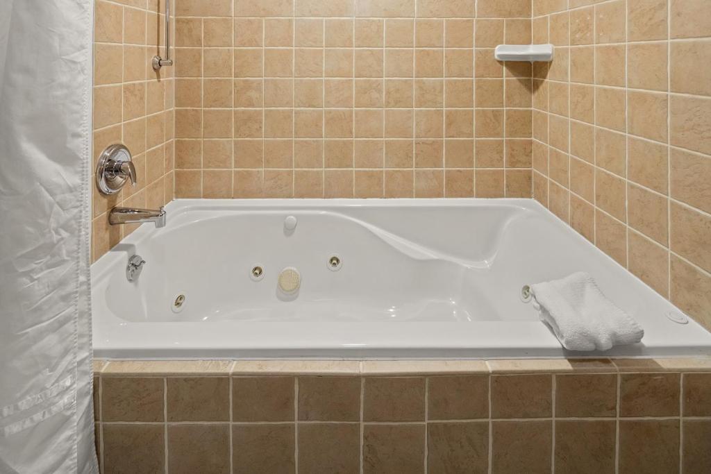 Trapp Family Lodge has jacuzzi suites