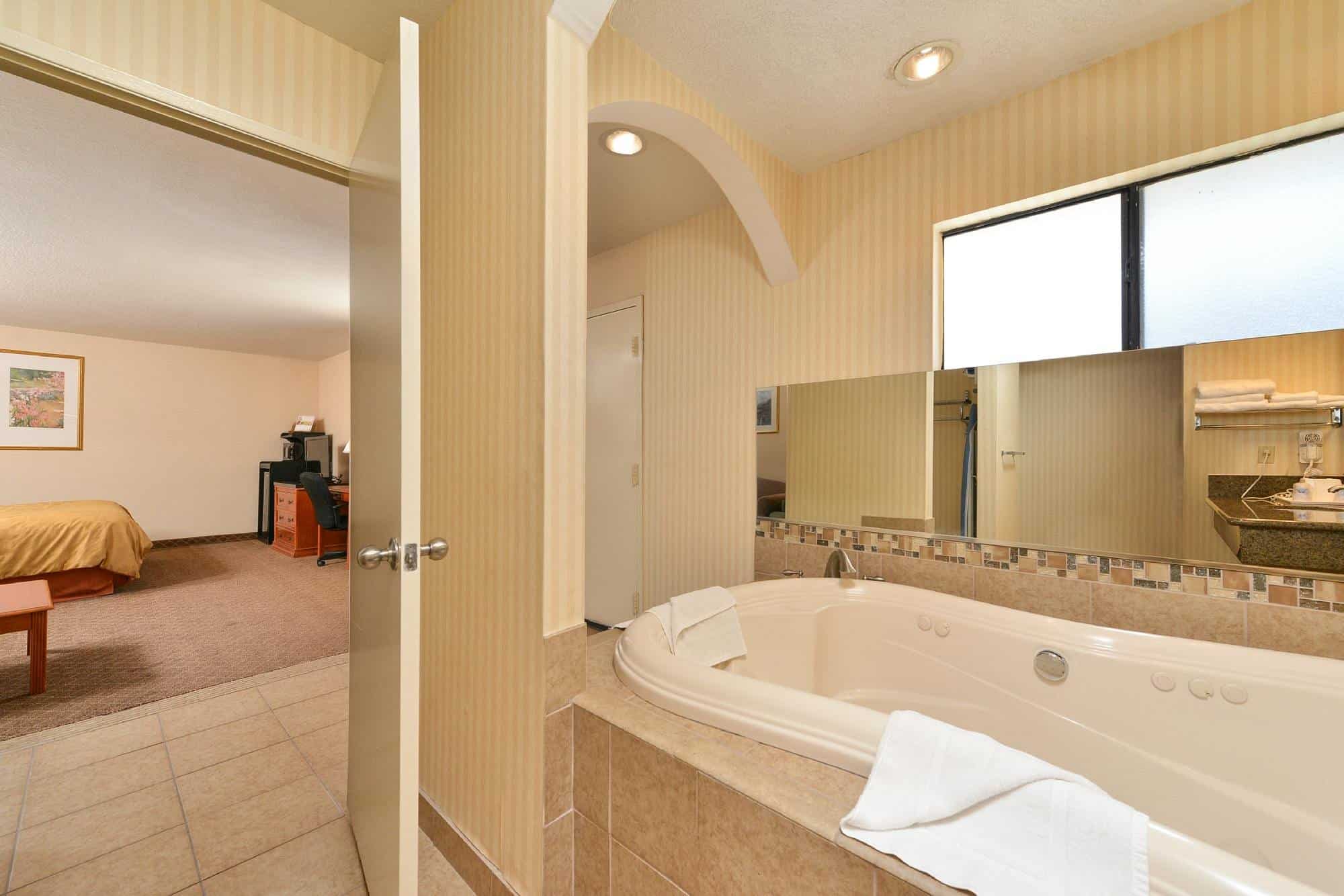 Hotel Hacienda at Ontario Ranch has jacuzzi suites